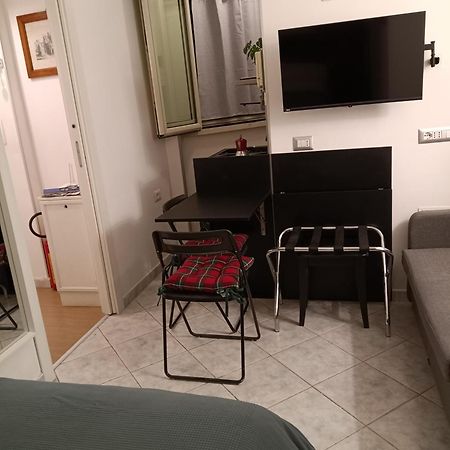 La Residenza Napoli Chiaia Short Let Apartment Superior Via Chiaia 82 Εξωτερικό φωτογραφία