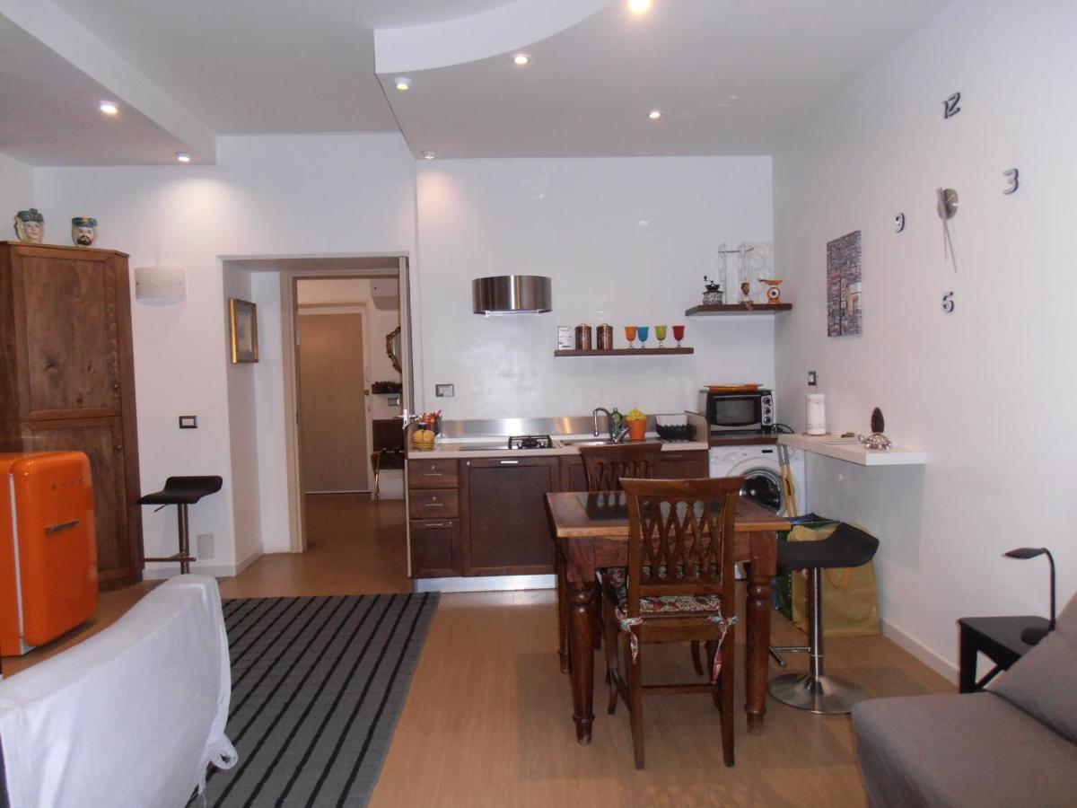 La Residenza Napoli Chiaia Short Let Apartment Superior Via Chiaia 82 Εξωτερικό φωτογραφία