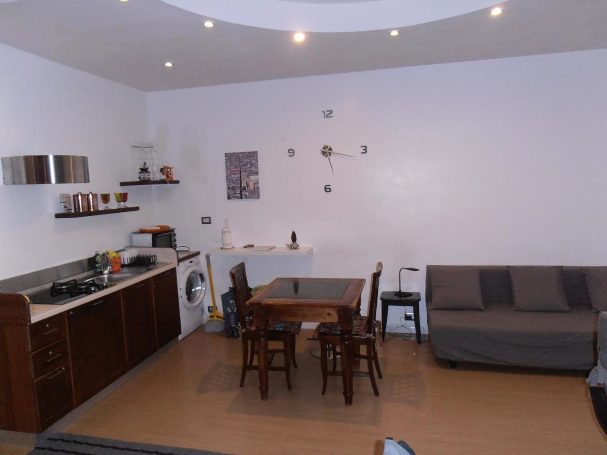 La Residenza Napoli Chiaia Short Let Apartment Superior Via Chiaia 82 Εξωτερικό φωτογραφία
