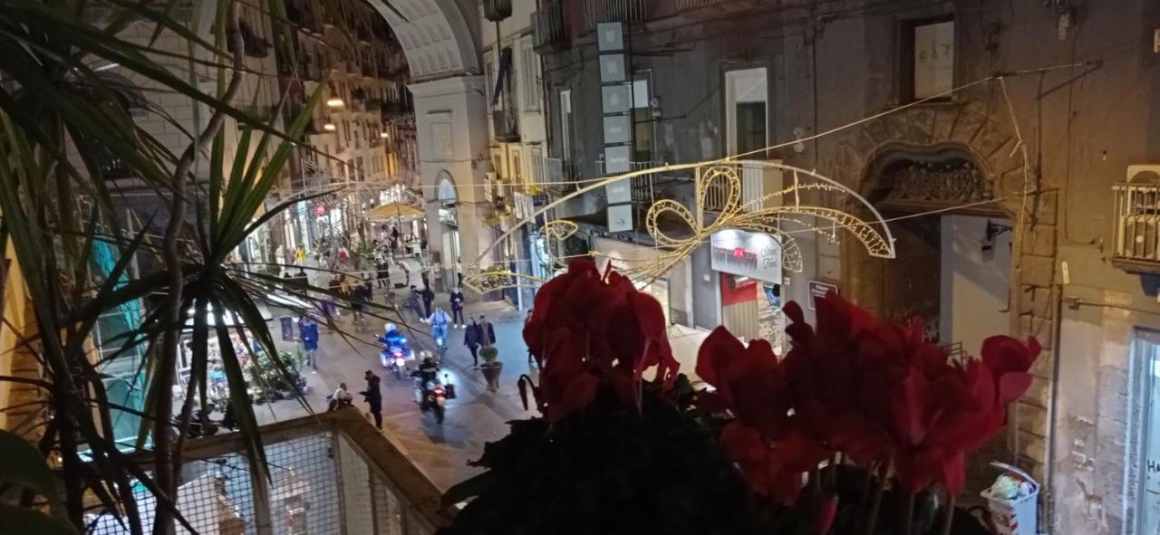 La Residenza Napoli Chiaia Short Let Apartment Superior Via Chiaia 82 Εξωτερικό φωτογραφία