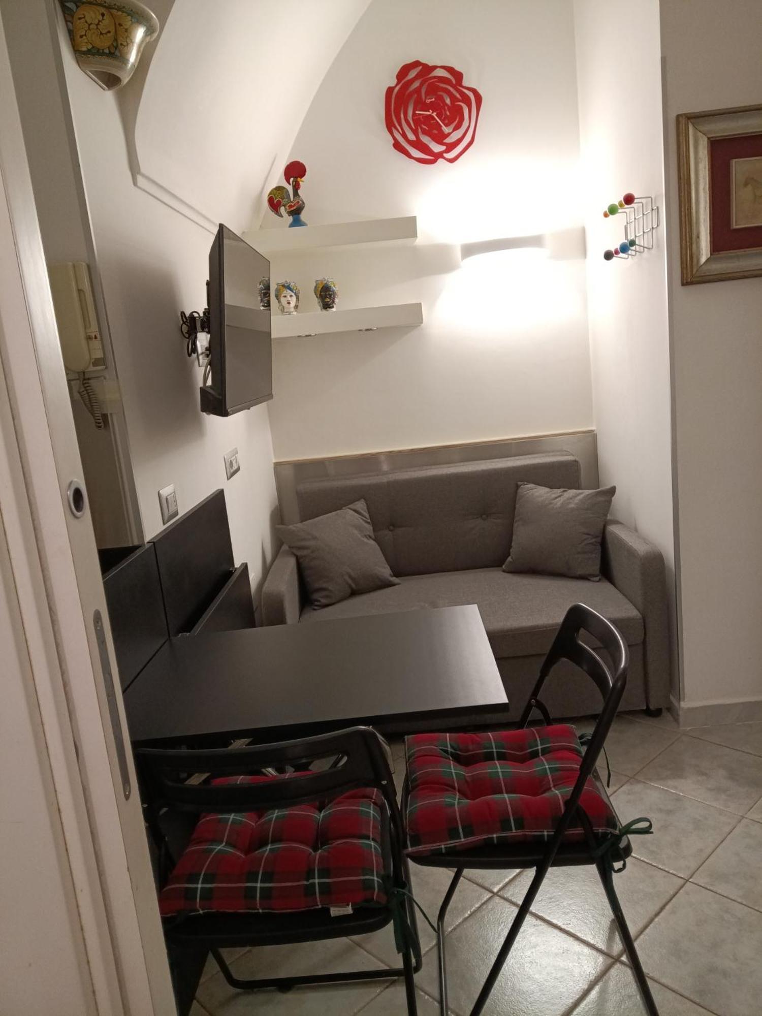 La Residenza Napoli Chiaia Short Let Apartment Superior Via Chiaia 82 Εξωτερικό φωτογραφία