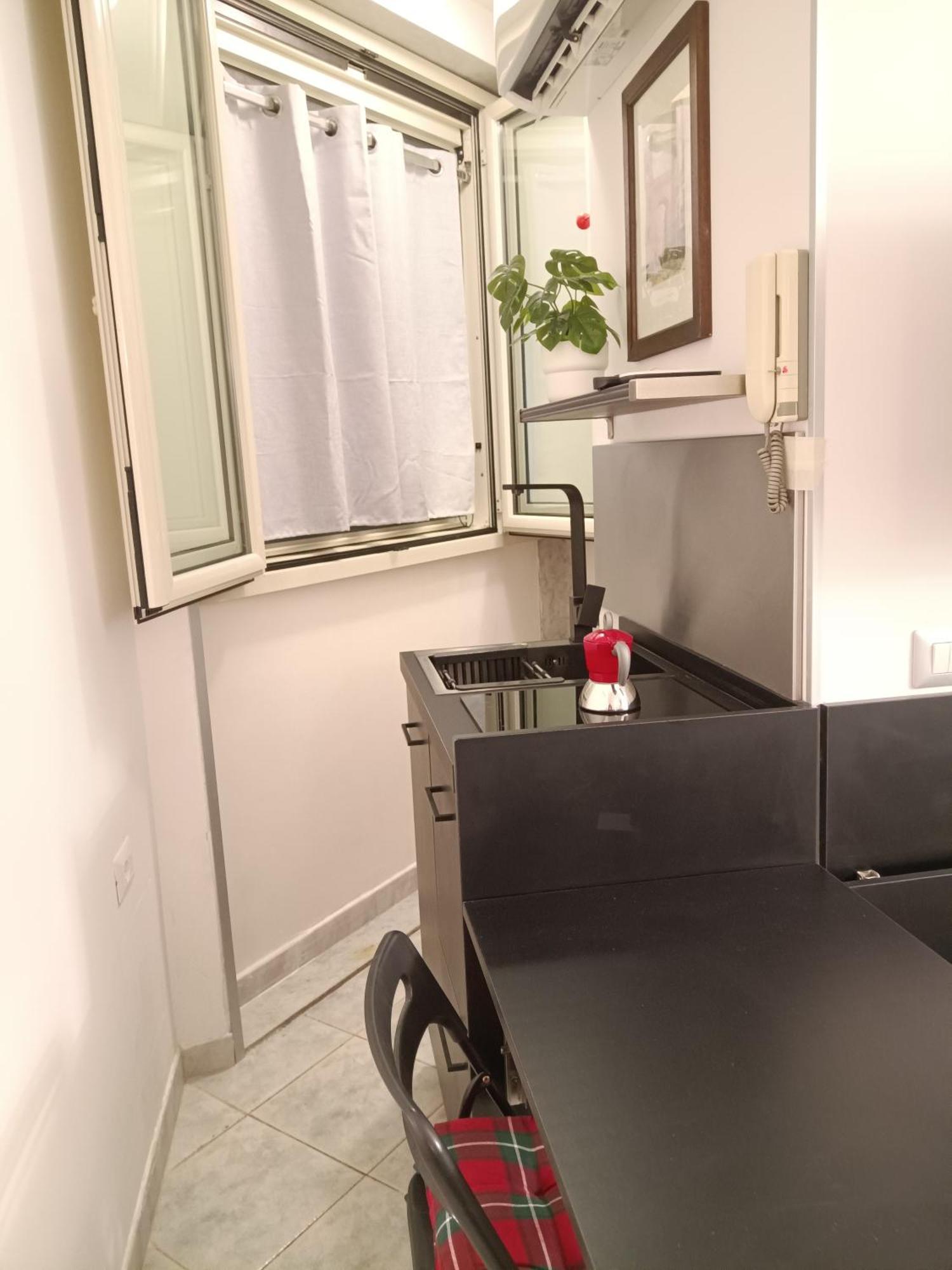 La Residenza Napoli Chiaia Short Let Apartment Superior Via Chiaia 82 Εξωτερικό φωτογραφία