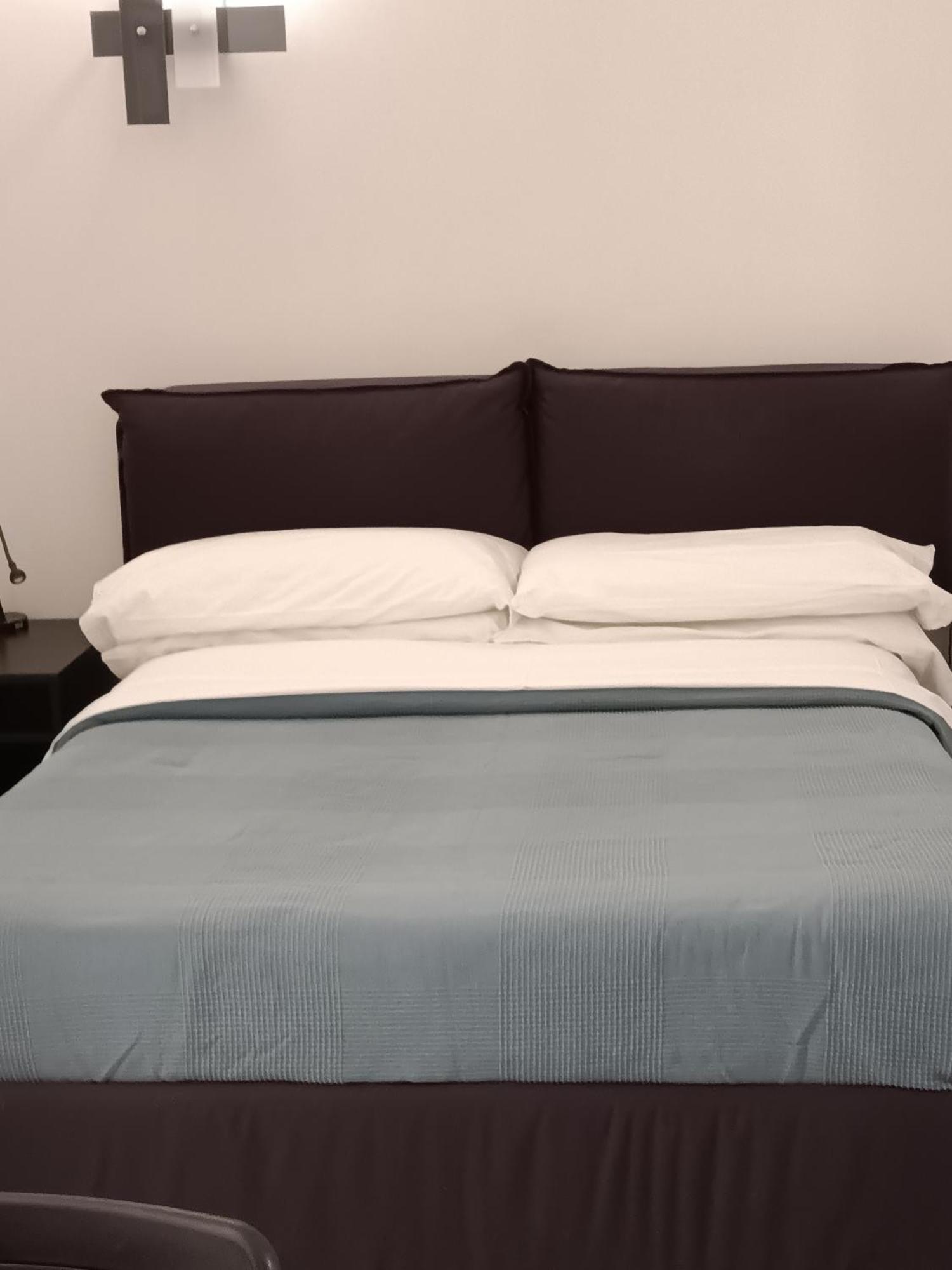 La Residenza Napoli Chiaia Short Let Apartment Superior Via Chiaia 82 Εξωτερικό φωτογραφία