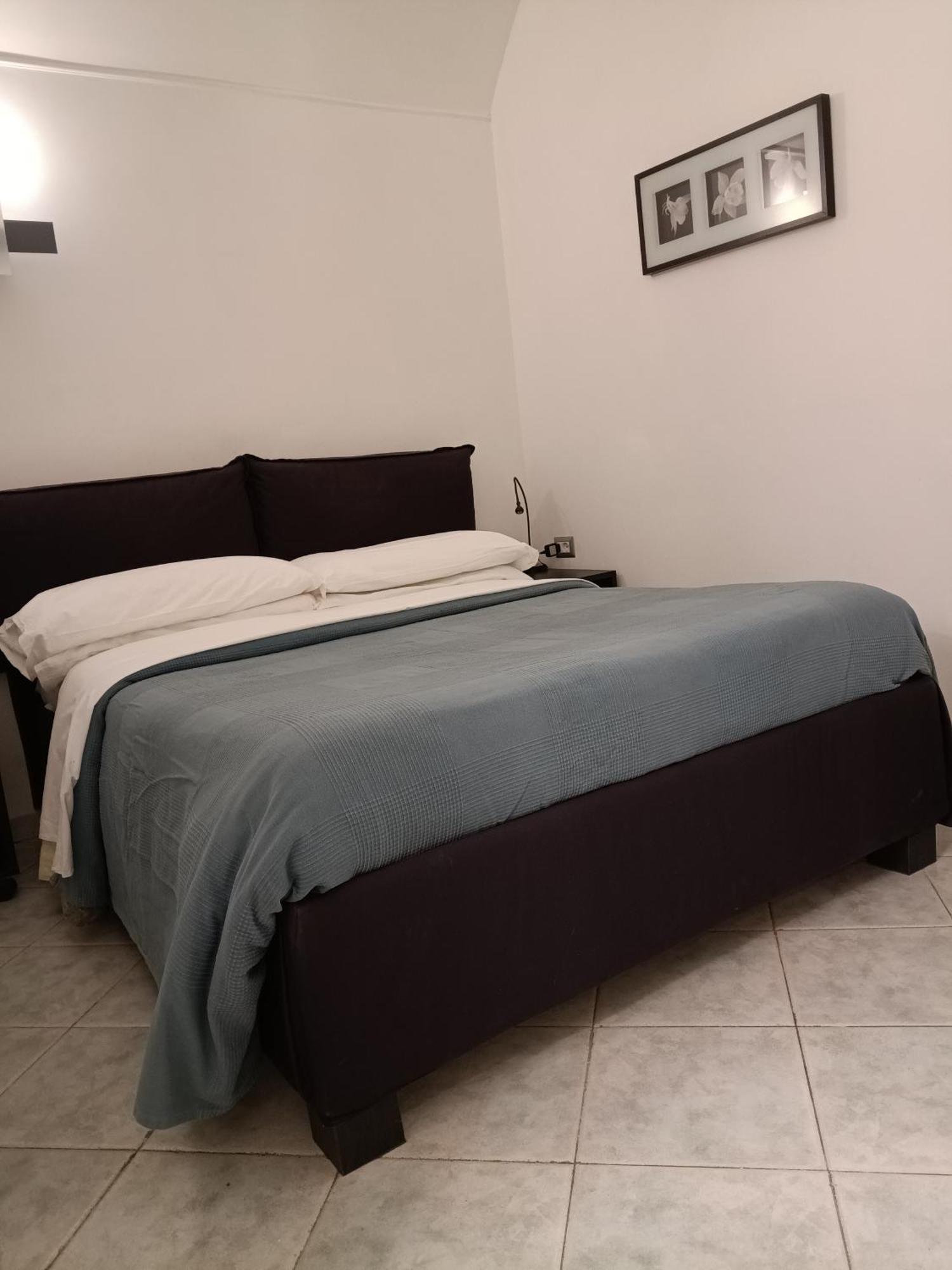 La Residenza Napoli Chiaia Short Let Apartment Superior Via Chiaia 82 Εξωτερικό φωτογραφία