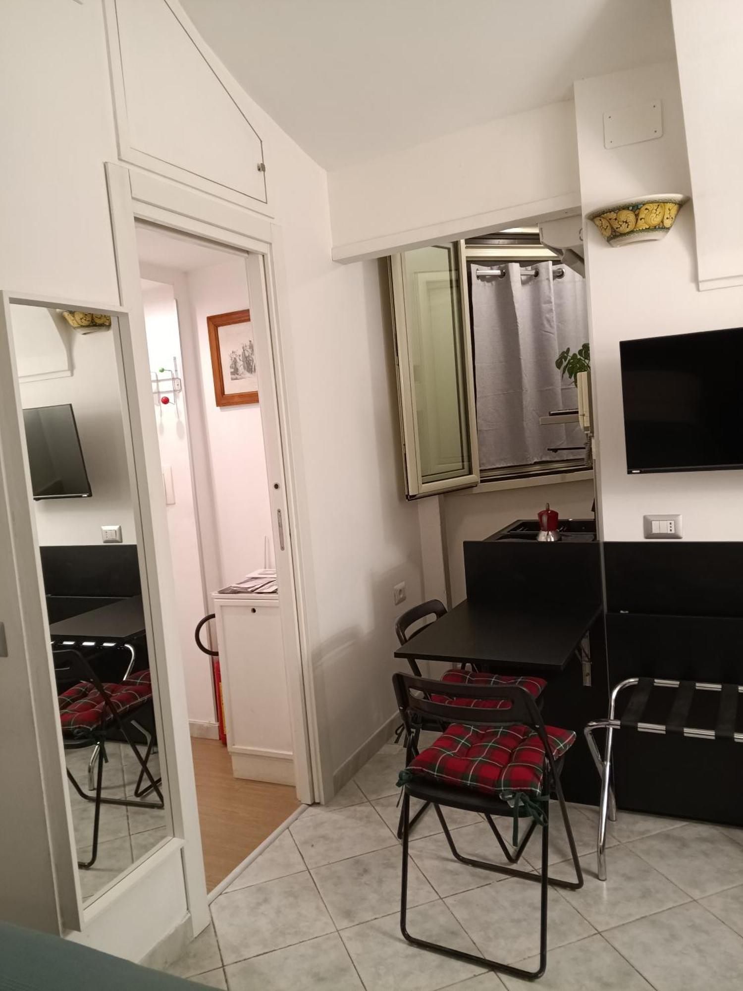 La Residenza Napoli Chiaia Short Let Apartment Superior Via Chiaia 82 Εξωτερικό φωτογραφία