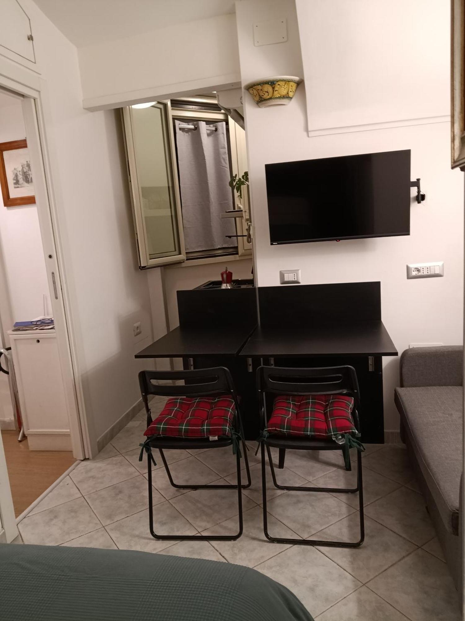 La Residenza Napoli Chiaia Short Let Apartment Superior Via Chiaia 82 Εξωτερικό φωτογραφία