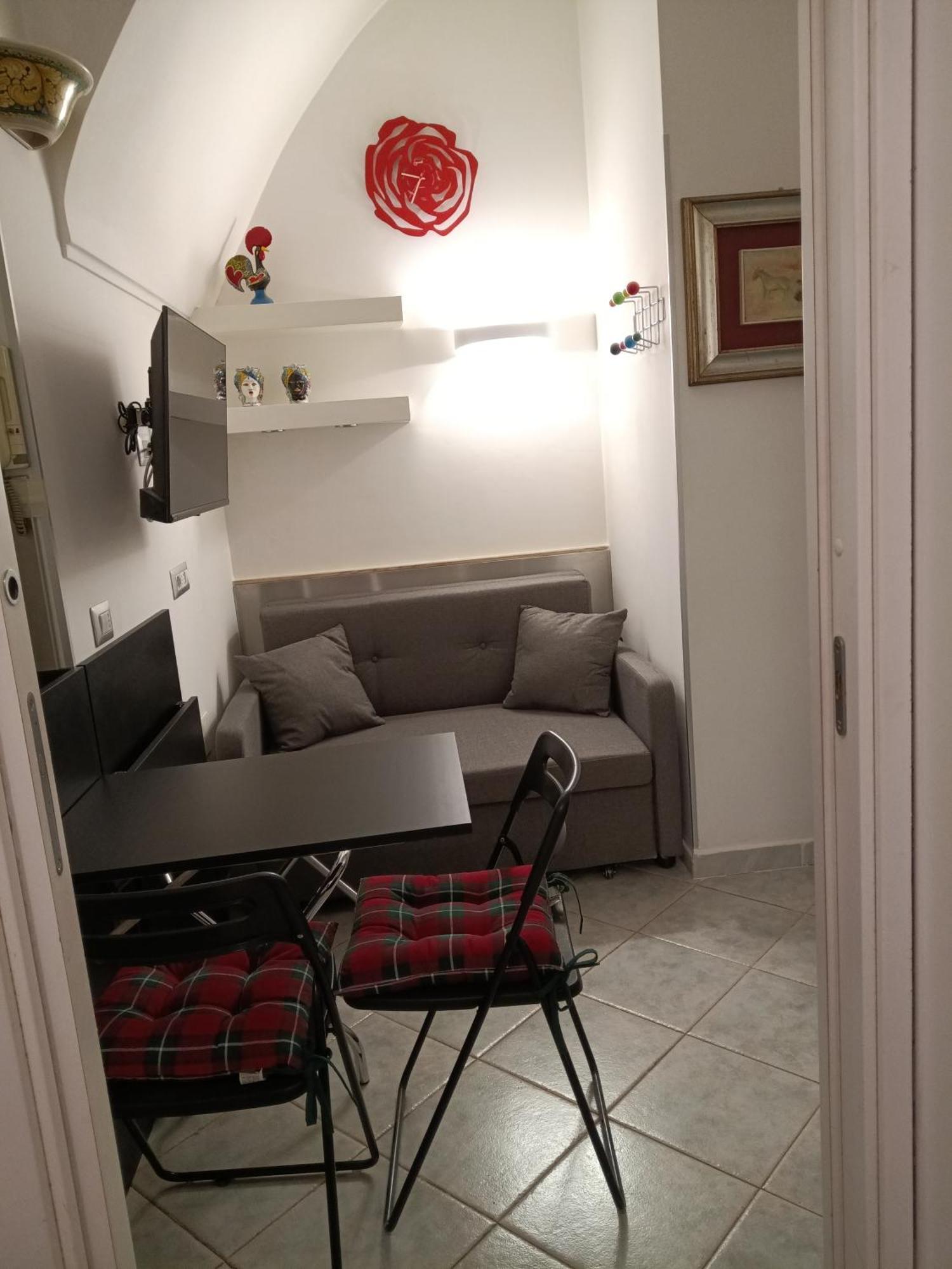 La Residenza Napoli Chiaia Short Let Apartment Superior Via Chiaia 82 Εξωτερικό φωτογραφία